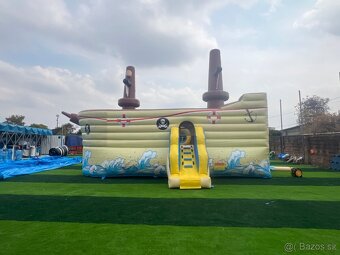 Skákaci hrad loď s bazénom - 4