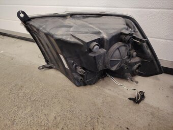 Předná světla Dodge Ram 1500DS - 4