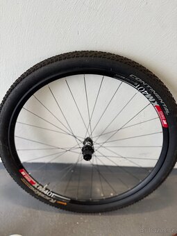 DT Swiss kola 29” MTB - 4