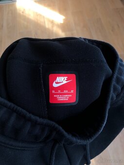 Nike Tech tepláky černý s reflex prvky - 4
