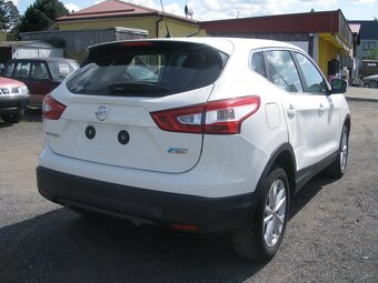 NISSAN QASHQAI,1.5 DCi,81KW,MOTOR NESTARTUJE,SERVISKA - 4