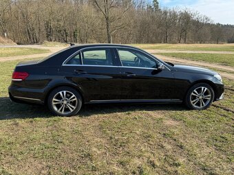 Mercedes-Benz - 4