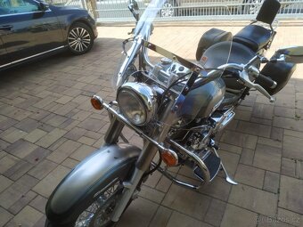 Yamaha 1100 DragStar - 4