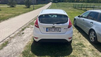 Ford fiesta 2013 1.4 tdci - 4