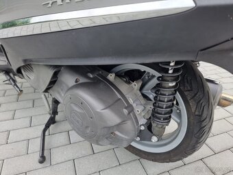 Aprilia Atlantic 500 - 4