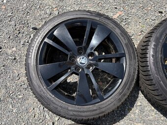 235/45r18 ZIMNÍ SADA ŠKODA SUPERB 8JX18 ET44 ZÁNOVNÍ PNEU - 4