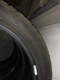 Zimní pneumatiky Nokian 275/40 r19- 2ks - 4