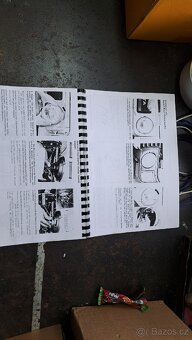 Toyota Land Cruiser - 4