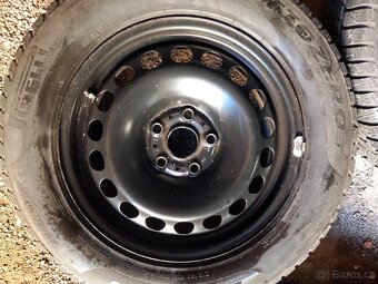Zimní kola 6,5x16 et41 Superb, Passat 215/60/16 - 4