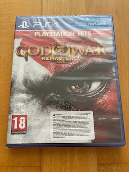 Hry na PS 4 - Days Gone, GoW III, Little Planet 3, Star Wars - 4