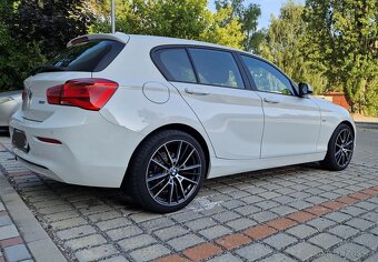 BMW 118i sportline - 4