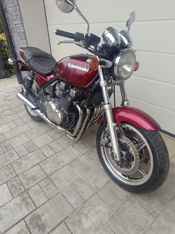 Kawasaki ZR 550 Zephyr - 4