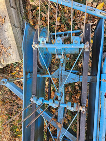 obraceč a schrnovač ton - 4