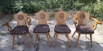 Masivní rozkládací stůl + 4x masivní židle TOP STAV - 4