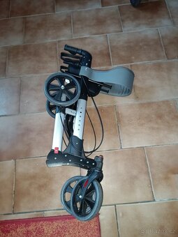 Chodítko pro dospělé - 4