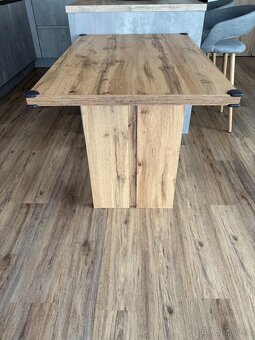 Jídelní stůl Sconto - 4