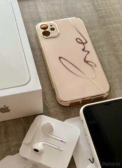 Apple IPhone 11, 64 GB, barva bílá - 4
