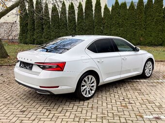 ŠKODA SUPERB III L&K 2.0TDI 110kW DSG • FULL • TZ • 106TIS - 4