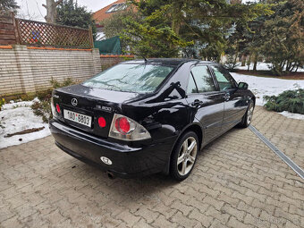 1999 Lexus IS200 Manual - 4