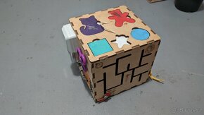 Směs hraček pro malé dítě - 4