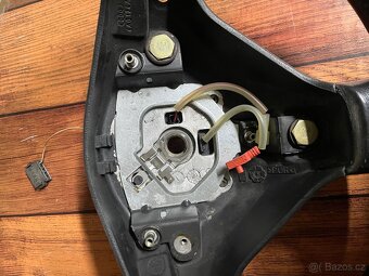 Audi S Line volant - 4