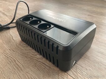 Záložní zdroj CyberPower 360W - 4