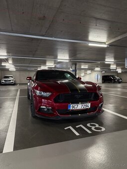 Ford Mustang EcoBoost 2.3 - 4