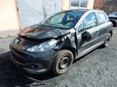 Peugeot 207 - 1.4 65kw - KFU - náhradní díly - 4