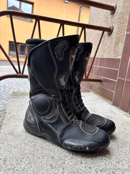 BOTY NA MOTORKU VEL. 42 ZNAČKY TRONIC - 4