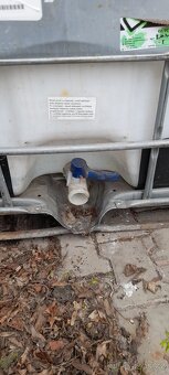 Nádrž 1000L - 4