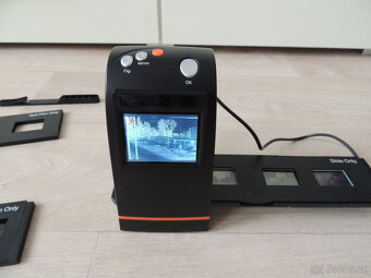 Skener diapozitivů a negativů FilmScan35 2400 DPI - 4