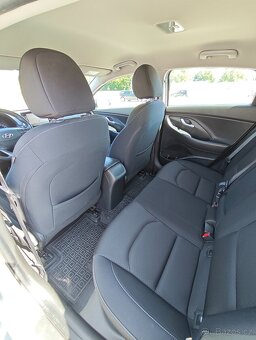 Hyundai i30 Fastback 1.4 T-GDi 103 kW, 7st. DCT automat - 4