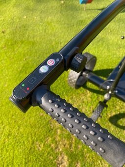 Elektrický golfový vozík s dálkovým ovládáním - 4