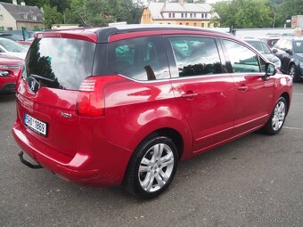 2011 Peugeot 5008 1.6i 115kW 7míst - 4