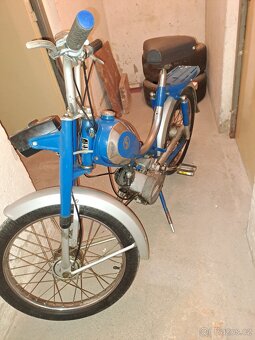 Moped - 4