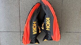 HOKA trailová obuv v. 42 2/3 - 4