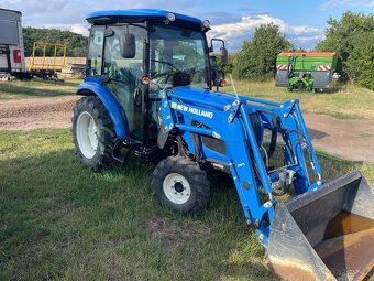 Boomer 40 New Holland - 4