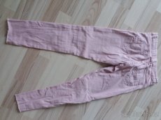Prodám dvoje kalhoty na dívku, velikost 140-146 - 4