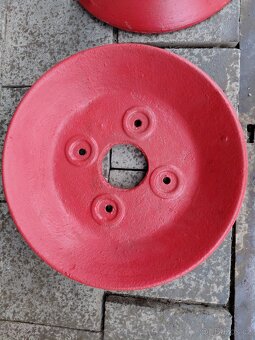 Prodám závaží do kol Zetor - 4