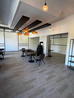 Pronájem kompletně vybavené restaurace – 200 m², 120 osobi - 4