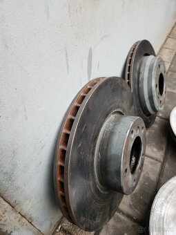 BMW E39 V8 brzdy komplet originál BMW - 4