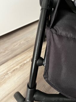 Cestovní kočárek Petite&Mars UP - 4