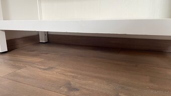 Knihovna Hemnes - 4