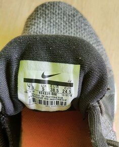 Dámské boty Nike, vel. 38,5 - 4