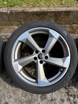 Letní sada kol 265/40 R20 Audi A7, A8, Q5 originál - 4
