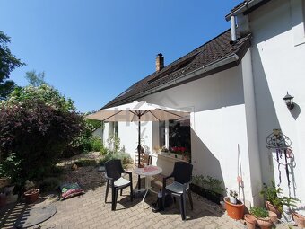 Prodej rodinného domu 7+kk, 206 m2, Sluštice, Praha - východ - 4