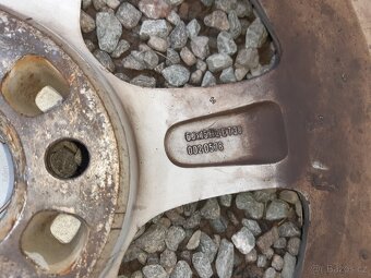 Originální alu. kola Škoda Octavia1 Pneu 205/60 R15 Letní - 4