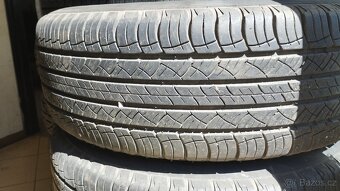 Pneu Michelin 215/65R16 98H - 4