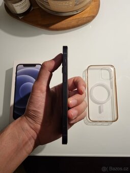 Iphone 12 - 4