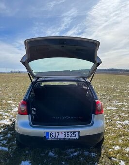 Volkswagen Golf V 2004 - 4